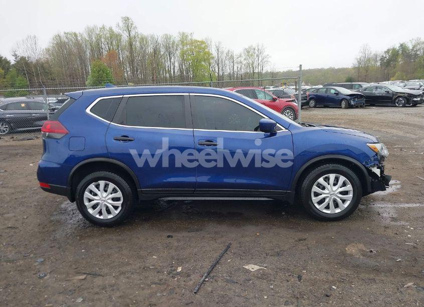 Photo 14 of 2018 Nissan Rogue S (VIN 5N1AT2MT1JC713917)