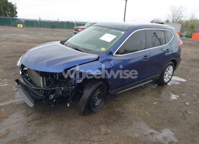 Photo 2 of 2018 Nissan Rogue S (VIN 5N1AT2MT1JC713917)