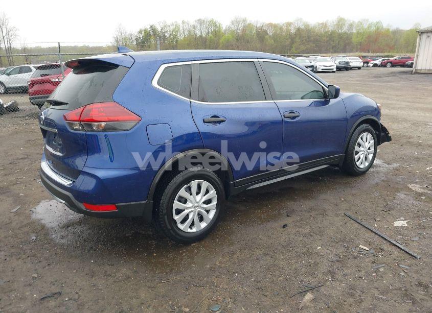 Photo 4 of 2018 Nissan Rogue S (VIN 5N1AT2MT1JC713917)