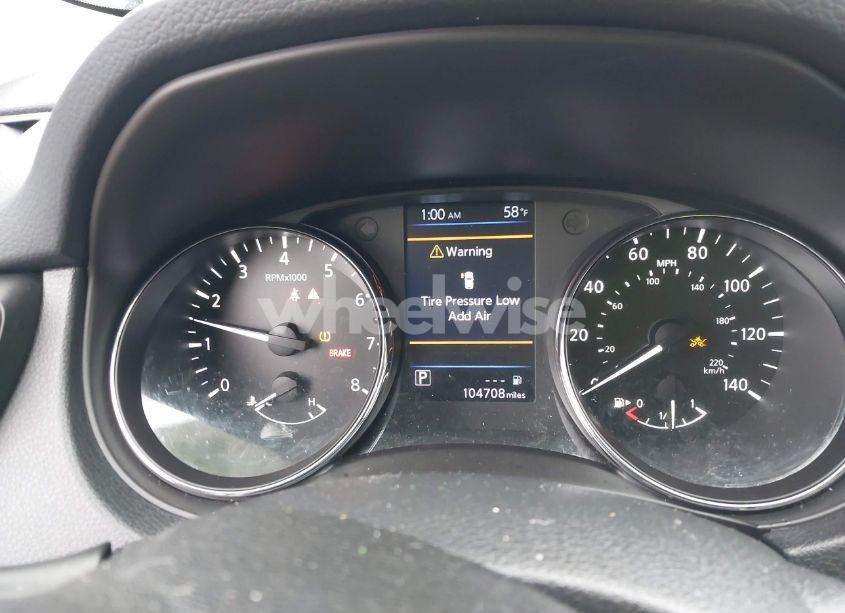 Photo 7 of 2018 Nissan Rogue S (VIN 5N1AT2MT1JC713917)