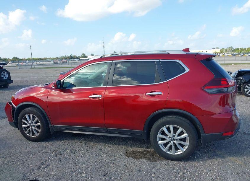 Photo 14 of 2018 Nissan Rogue SV (VIN 5N1AT2MT1JC761692)