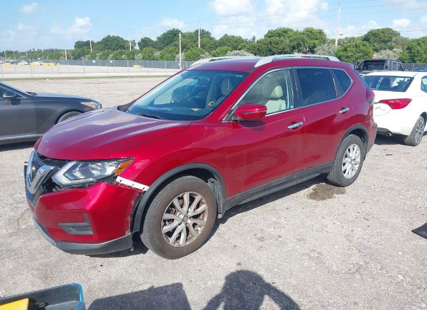 Photo 2 of 2018 Nissan Rogue SV (VIN 5N1AT2MT1JC761692)