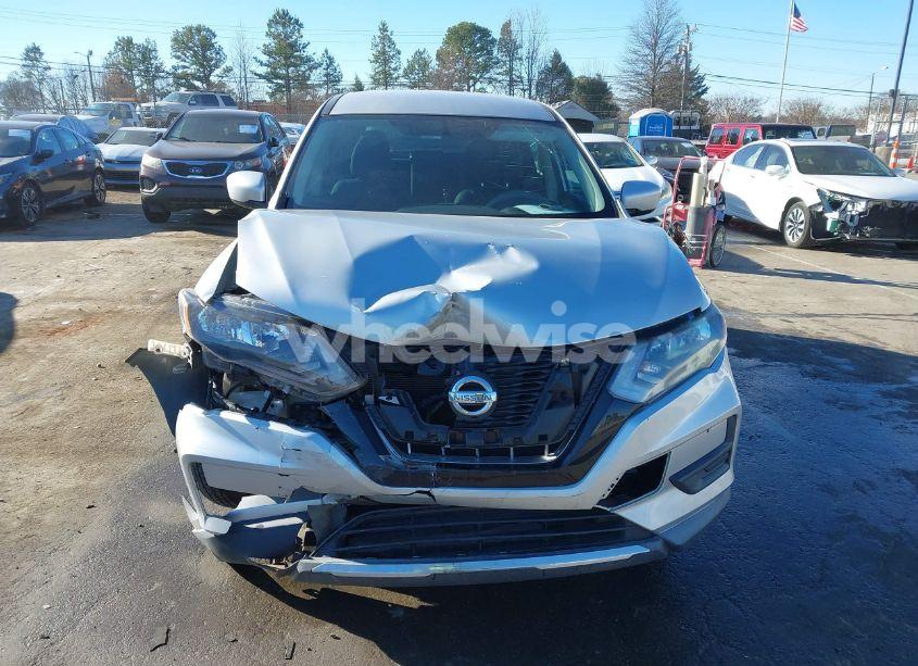 Photo 12 of 2018 Nissan Rogue S (VIN 5N1AT2MT1JC775124)