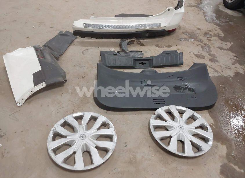 Photo 12 of 2018 Nissan Rogue S/SL (VIN 5N1AT2MT1JC775625)