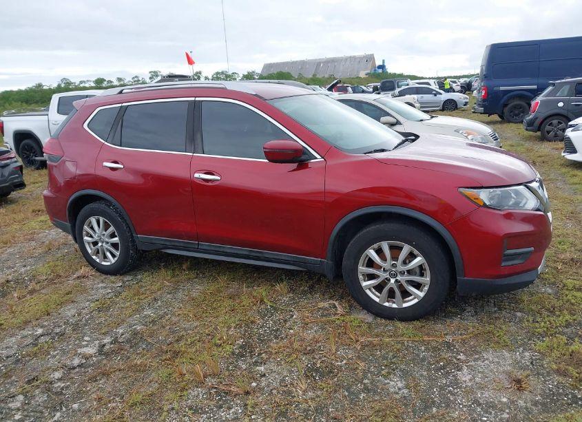 Photo 13 of 2018 Nissan Rogue SV (VIN 5N1AT2MT1JC836083)