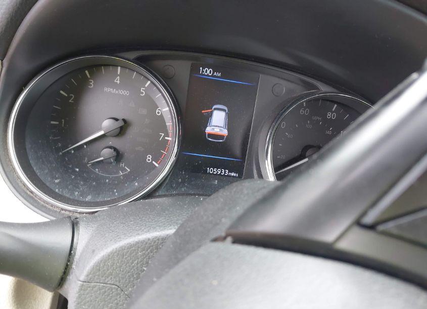 Photo 15 of 2018 Nissan Rogue SV (VIN 5N1AT2MT1JC836083)