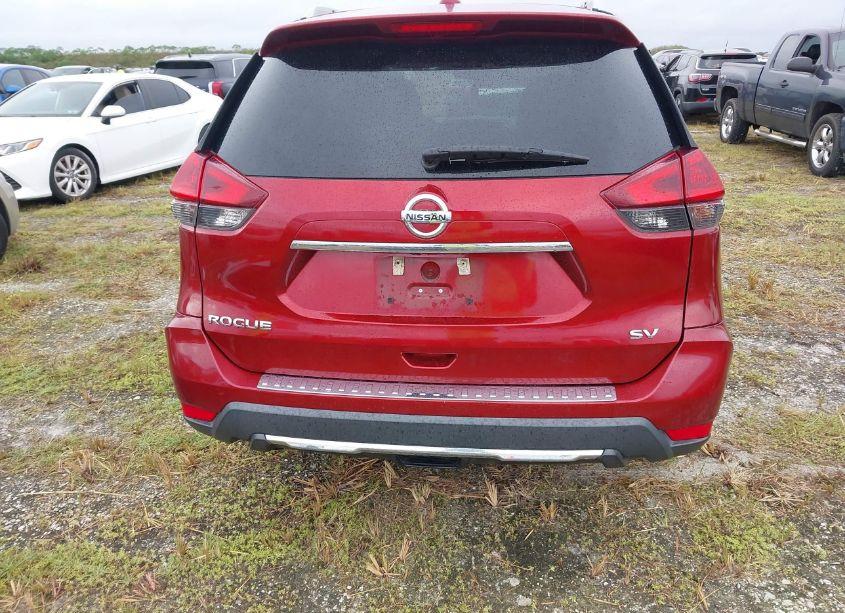 Photo 16 of 2018 Nissan Rogue SV (VIN 5N1AT2MT1JC836083)