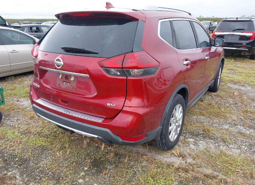 Photo 4 of 2018 Nissan Rogue SV (VIN 5N1AT2MT1JC836083)