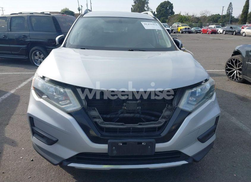 Photo 12 of 2018 Nissan Rogue S (VIN 5N1AT2MT1JC846032)