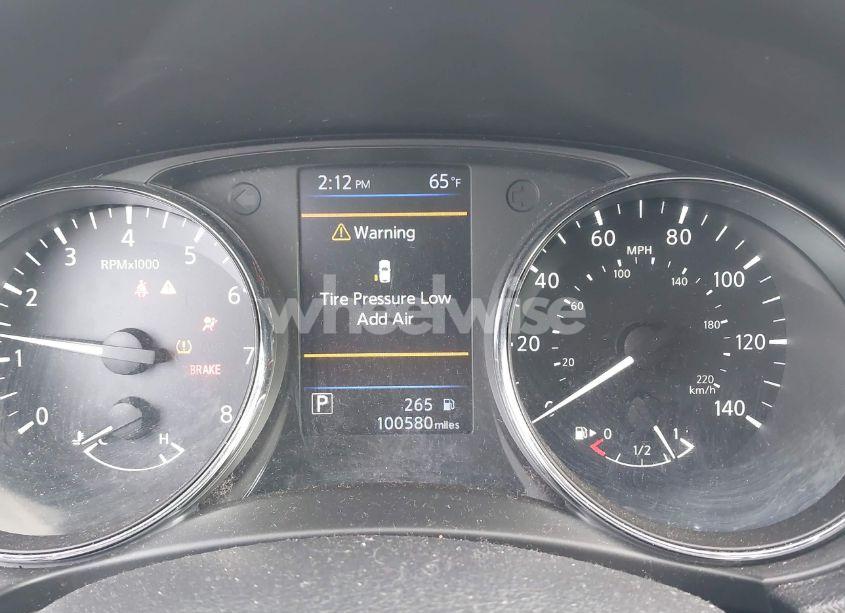 Photo 15 of 2018 Nissan Rogue S (VIN 5N1AT2MT1JC846032)