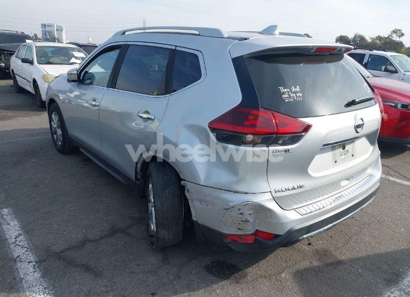 Photo 3 of 2018 Nissan Rogue S (VIN 5N1AT2MT1JC846032)