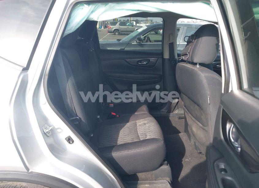 Photo 8 of 2018 Nissan Rogue S (VIN 5N1AT2MT1JC846032)