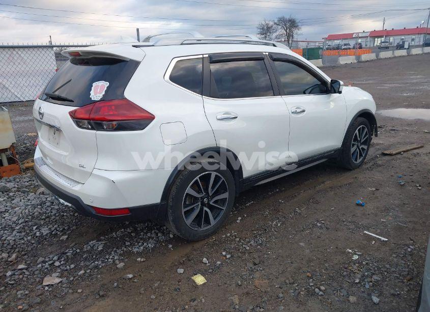 Photo 4 of 2019 Nissan Rogue SL (VIN 5N1AT2MT1KC709271)