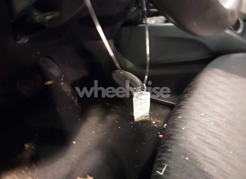 Photo 11 of 2019 Nissan Rogue SV (VIN 5N1AT2MT1KC709383)