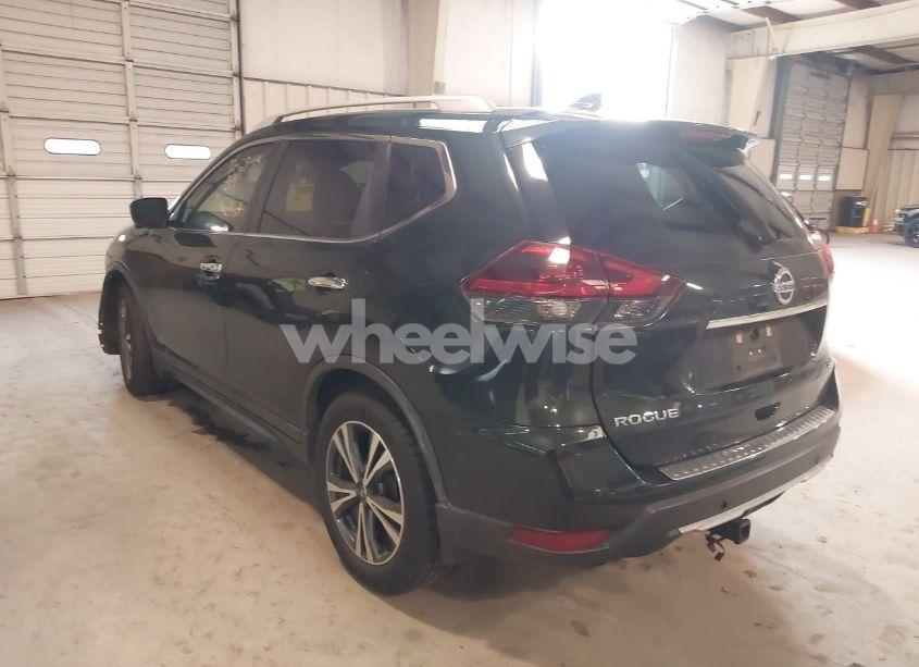 Photo 3 of 2019 Nissan Rogue SV (VIN 5N1AT2MT1KC709383)