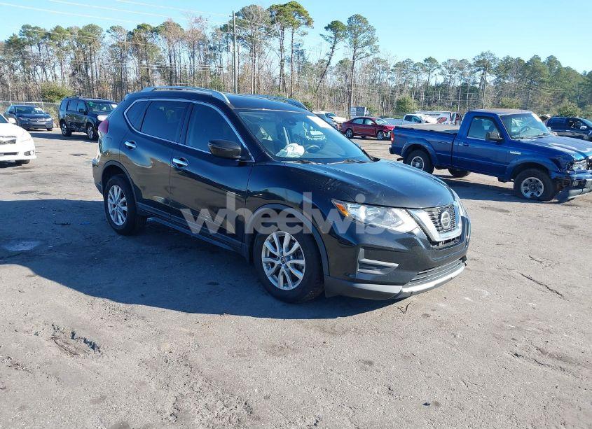 2019 Nissan Rogue S (VIN 5N1AT2MT1KC724529) main photo