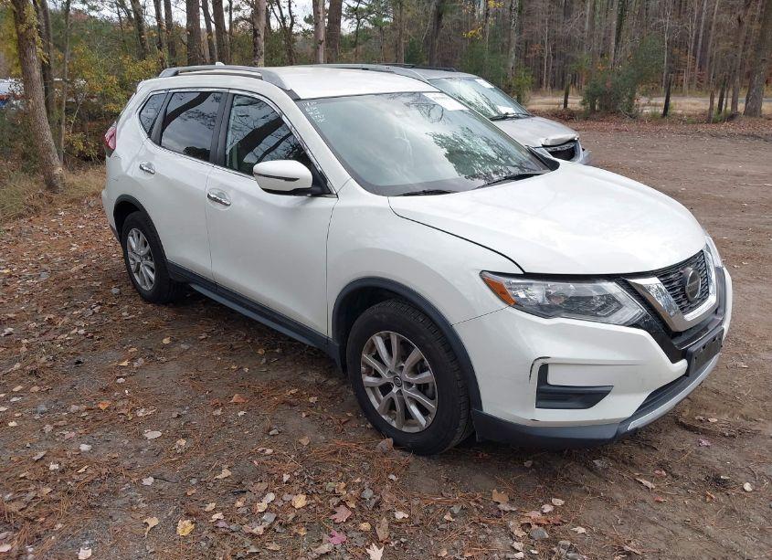 2019 Nissan Rogue S (VIN 5N1AT2MT1KC725728) main photo