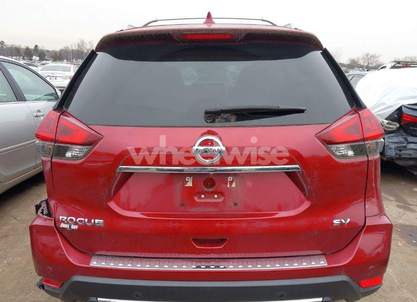 Photo 16 of 2019 Nissan Rogue SV (VIN 5N1AT2MT1KC753948)