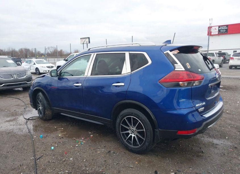 Photo 14 of 2019 Nissan Rogue S (VIN 5N1AT2MT1KC761046)