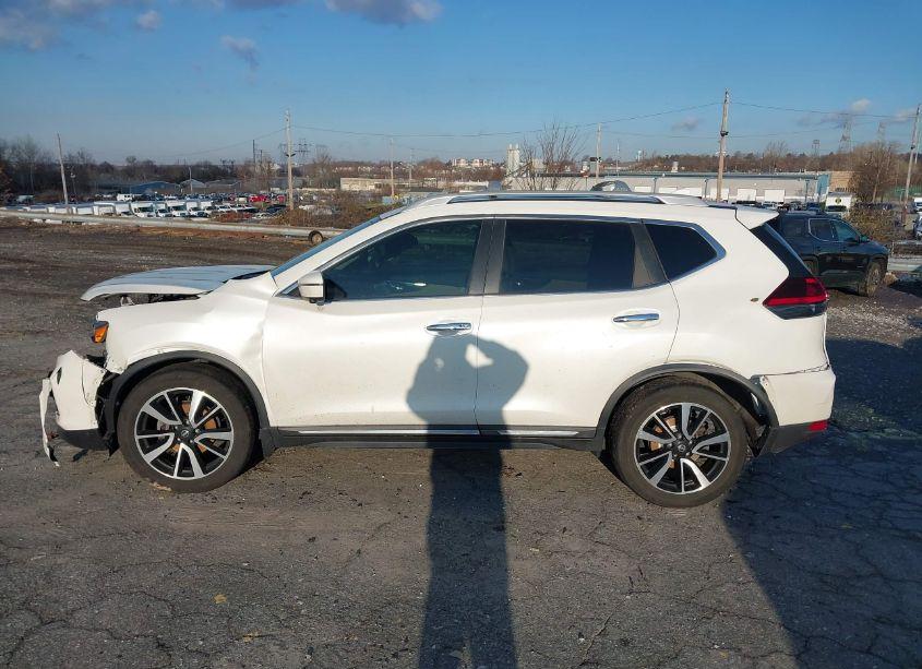 Photo 13 of 2019 Nissan Rogue SL (VIN 5N1AT2MT1KC782348)