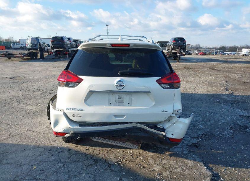 Photo 15 of 2019 Nissan Rogue SL (VIN 5N1AT2MT1KC782348)