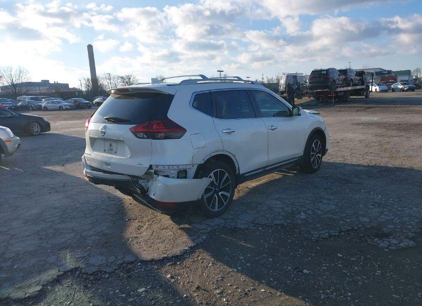 Photo 4 of 2019 Nissan Rogue SL (VIN 5N1AT2MT1KC782348)
