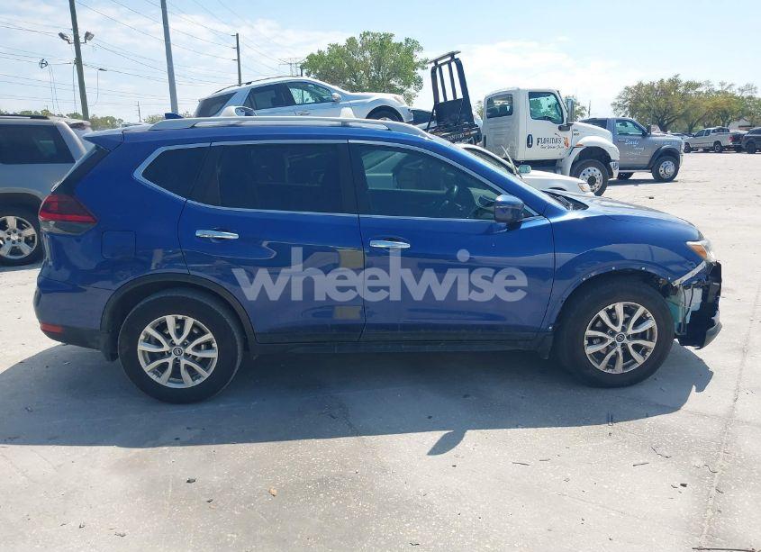 Photo 13 of 2019 Nissan Rogue S (VIN 5N1AT2MT1KC782706)