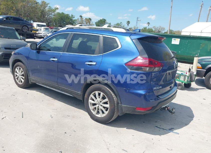Photo 3 of 2019 Nissan Rogue S (VIN 5N1AT2MT1KC782706)