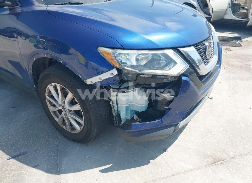 Photo 6 of 2019 Nissan Rogue S (VIN 5N1AT2MT1KC782706)