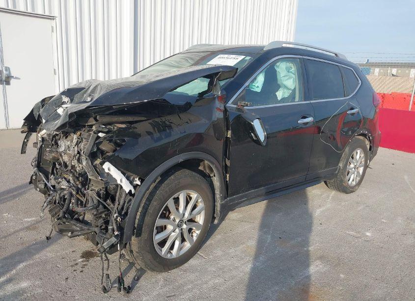 Photo 2 of 2019 Nissan Rogue S (VIN 5N1AT2MT1KC800735)