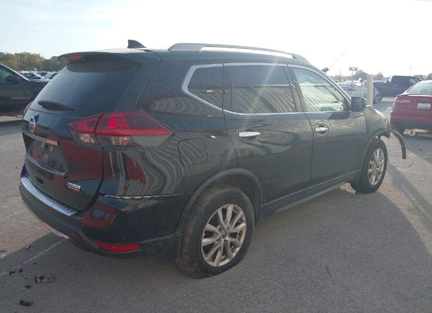 Photo 4 of 2019 Nissan Rogue S (VIN 5N1AT2MT1KC800735)