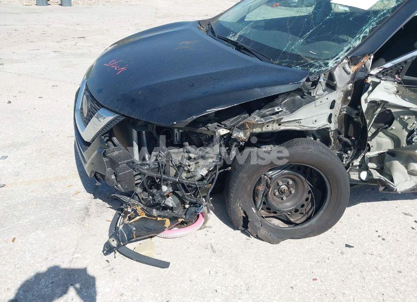 Photo 17 of 2020 Nissan Rogue S FWD (VIN 5N1AT2MT1LC807220)