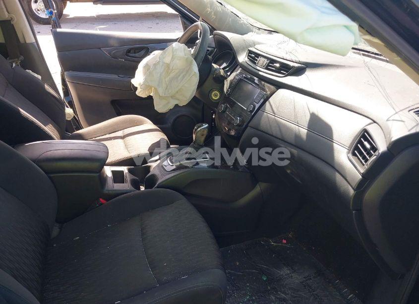 Photo 5 of 2020 Nissan Rogue S FWD (VIN 5N1AT2MT1LC807220)