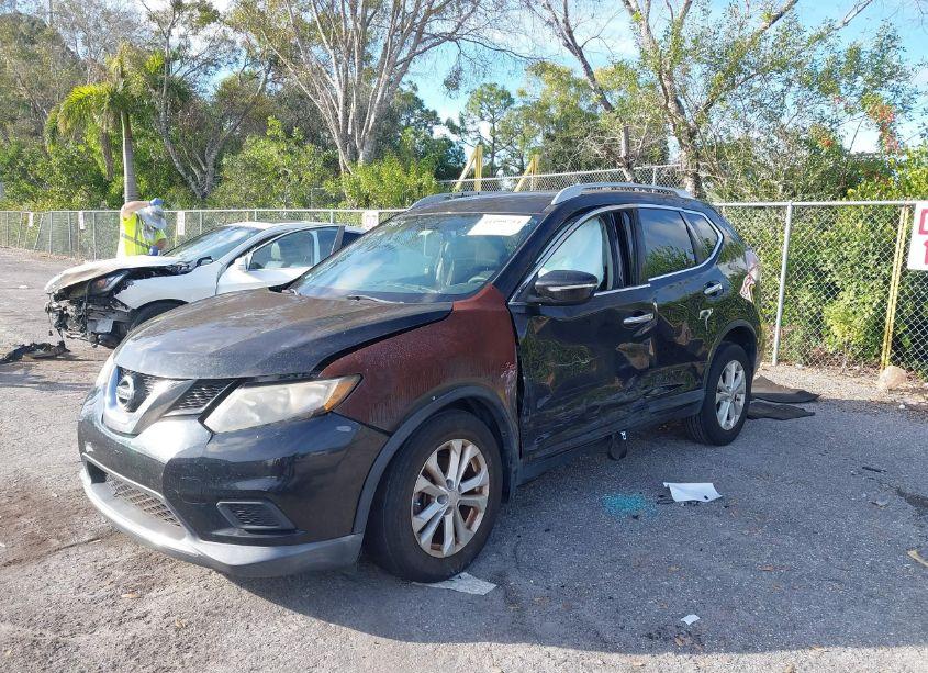 Photo 2 of 2014 Nissan Rogue SV (VIN 5N1AT2MT2EC813496)