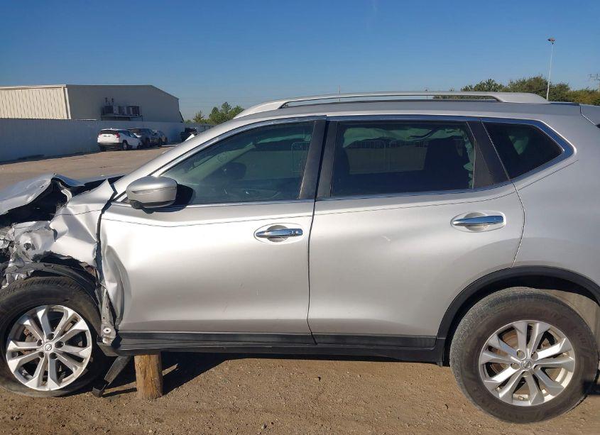Photo 13 of 2014 Nissan Rogue SV (VIN 5N1AT2MT2EC861886)