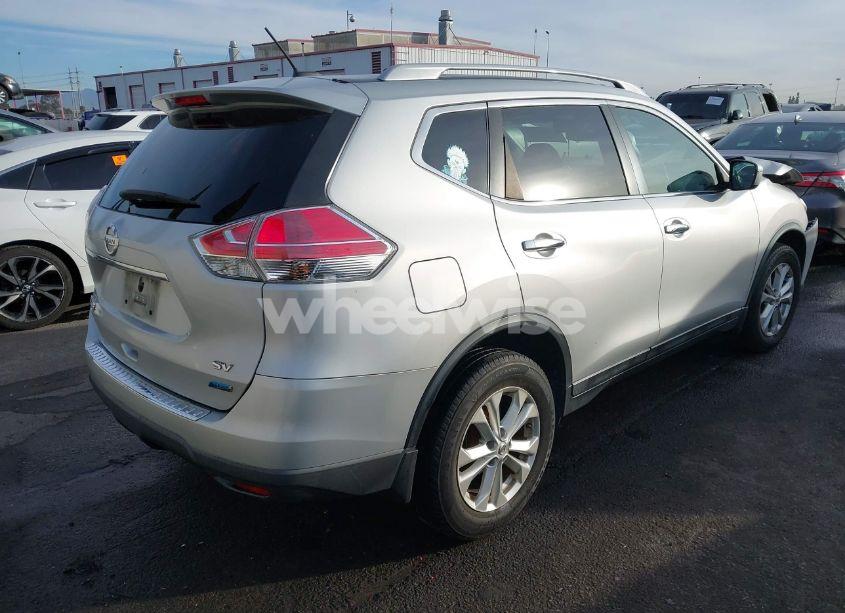 Photo 4 of 2014 Nissan Rogue SV (VIN 5N1AT2MT2EC872404)