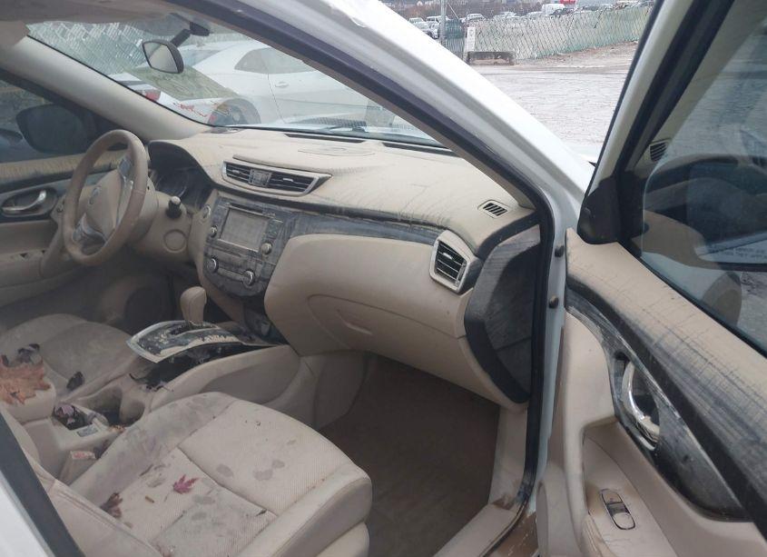 Photo 5 of 2015 Nissan Rogue SL (VIN 5N1AT2MT2FC790674)