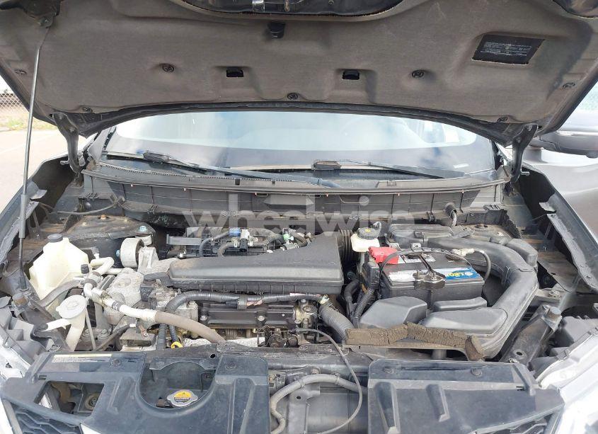 Photo 10 of 2015 Nissan Rogue SV (VIN 5N1AT2MT2FC801740)