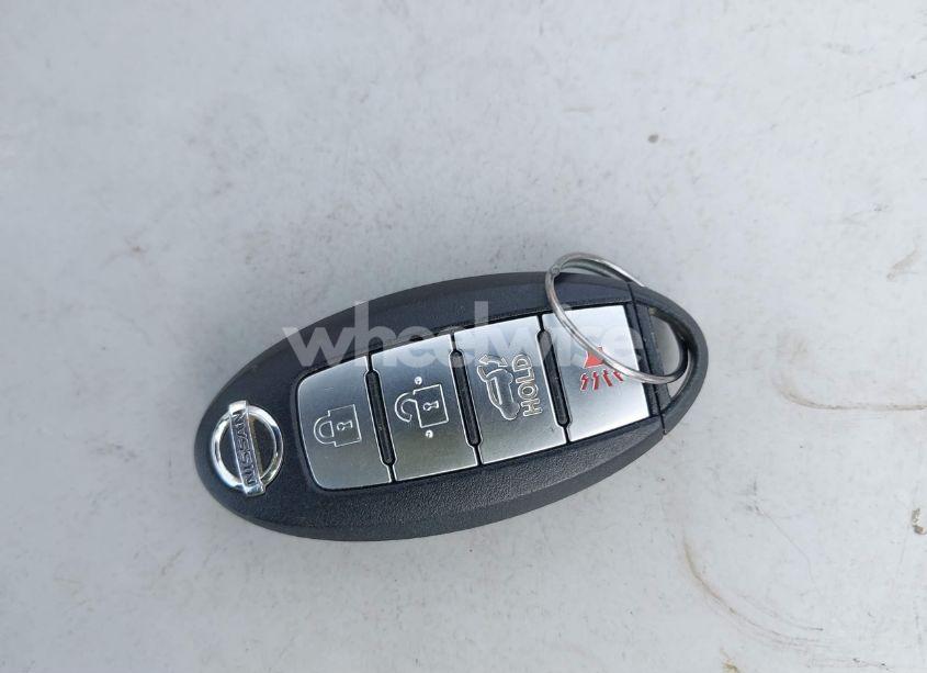 Photo 11 of 2015 Nissan Rogue SV (VIN 5N1AT2MT2FC801740)