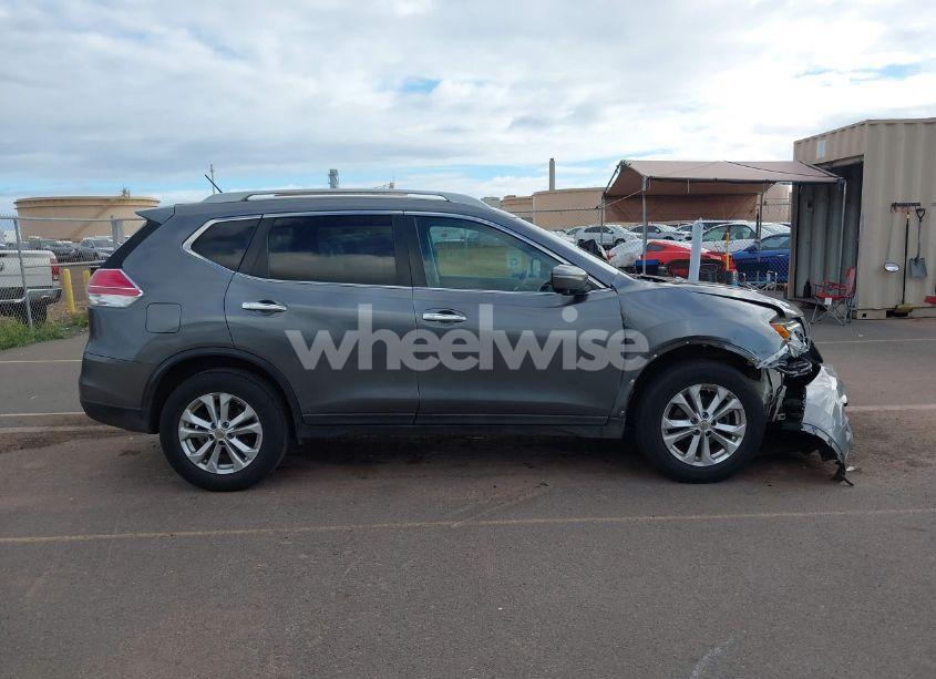Photo 13 of 2015 Nissan Rogue SV (VIN 5N1AT2MT2FC801740)