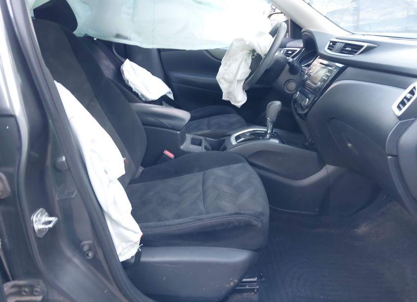 Photo 5 of 2015 Nissan Rogue SV (VIN 5N1AT2MT2FC803214)