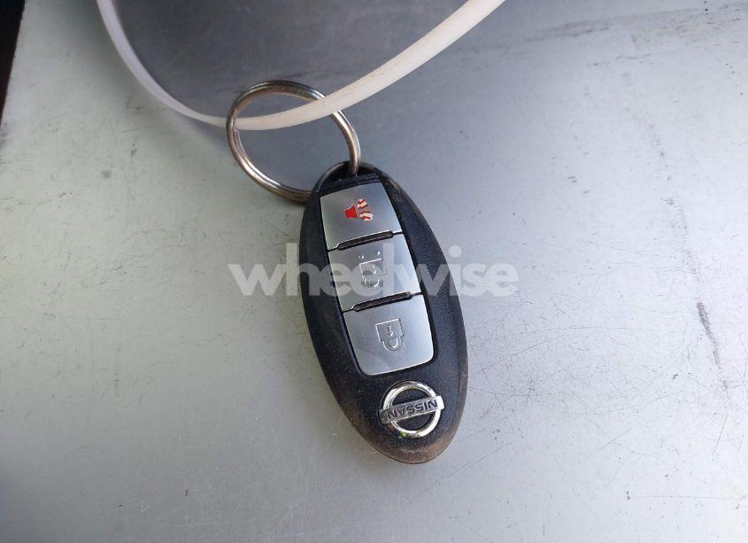 Photo 11 of 2015 Nissan Rogue SV (VIN 5N1AT2MT2FC833071)