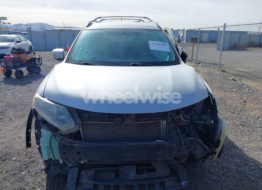 Photo 12 of 2015 Nissan Rogue SV (VIN 5N1AT2MT2FC833071)