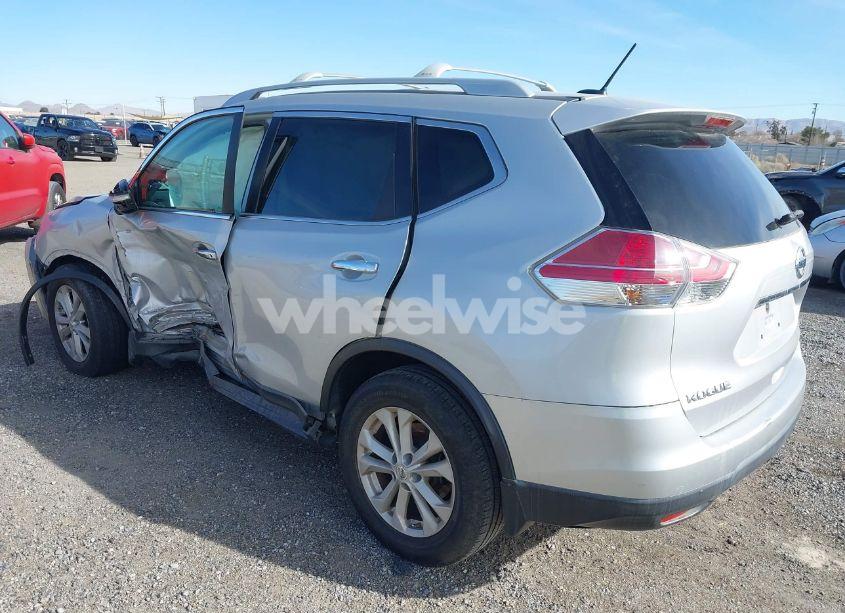 Photo 3 of 2015 Nissan Rogue SV (VIN 5N1AT2MT2FC833071)