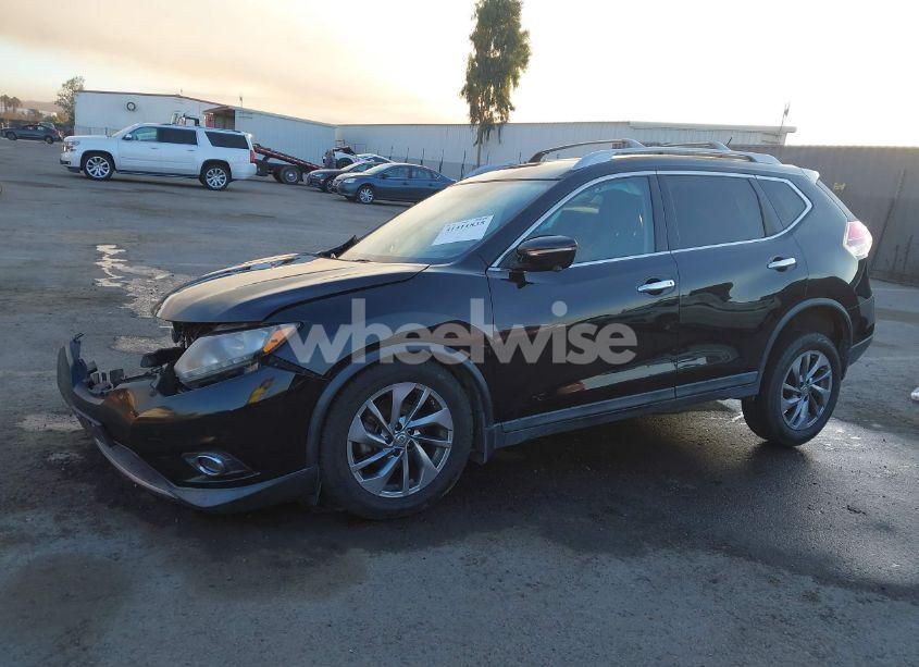 Photo 2 of 2015 Nissan Rogue SL (VIN 5N1AT2MT2FC873618)