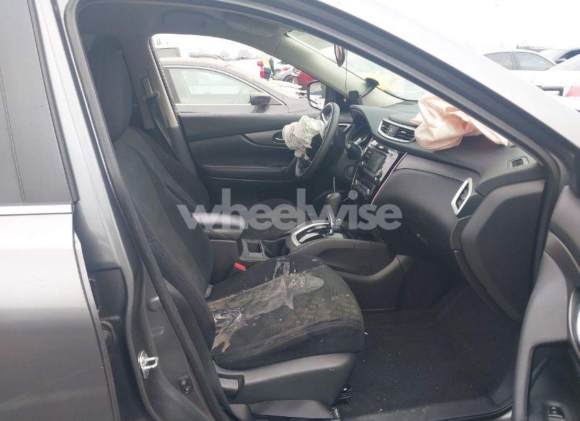 Photo 5 of 2015 Nissan Rogue SV (VIN 5N1AT2MT2FC894646)