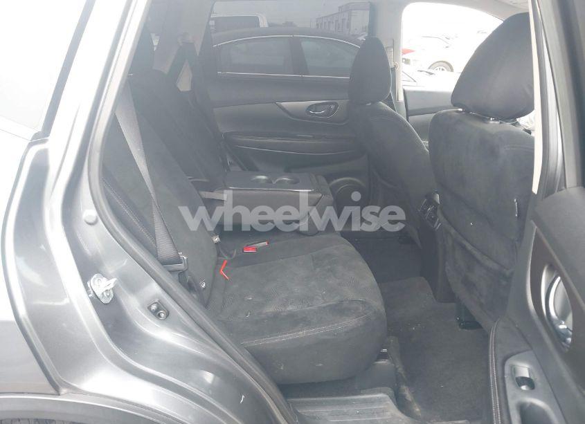 Photo 8 of 2015 Nissan Rogue SV (VIN 5N1AT2MT2FC894646)