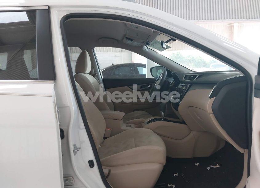 Photo 5 of 2016 Nissan Rogue S (VIN 5N1AT2MT2GC892347)