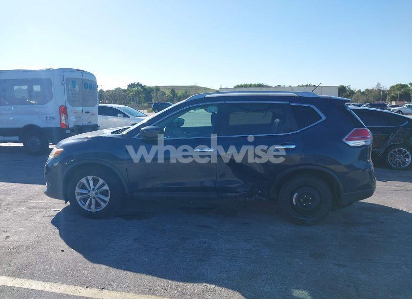 Photo 15 of 2016 Nissan Rogue SV (VIN 5N1AT2MT2GC911091)