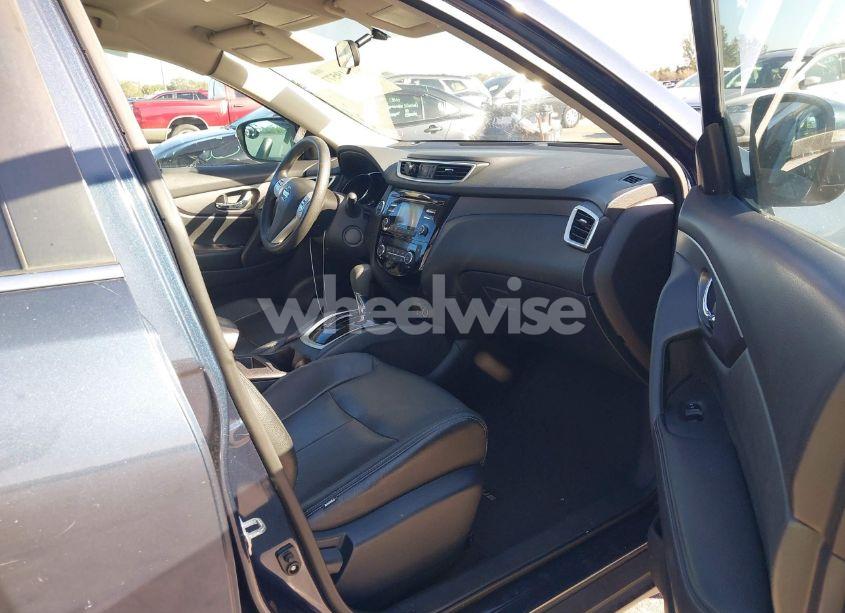 Photo 5 of 2016 Nissan Rogue SV (VIN 5N1AT2MT2GC911091)